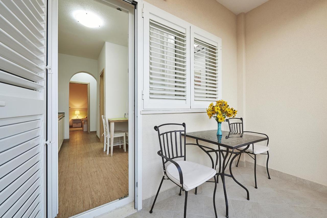 Apartments With A Parking Space Mavarstica, Ciovo - 17803 تروغير المظهر الخارجي الصورة